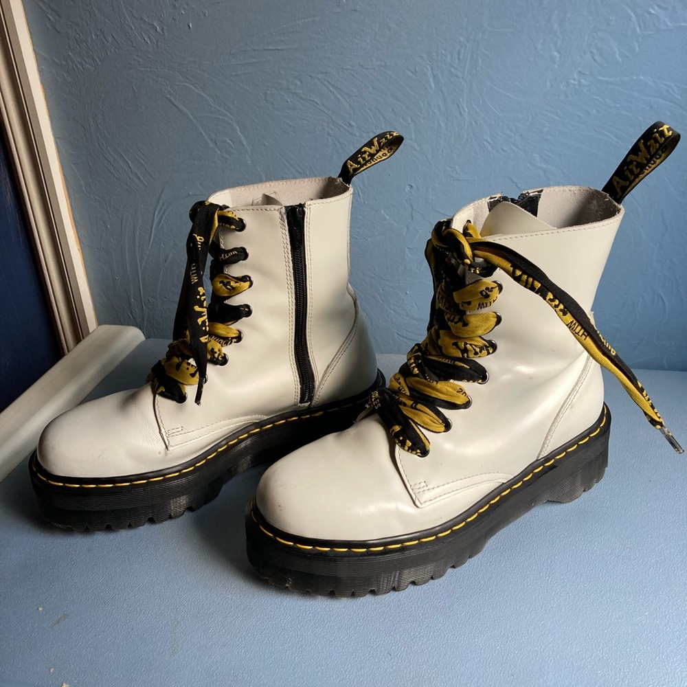 Dr. Marten Jadon boots w/ thick laces